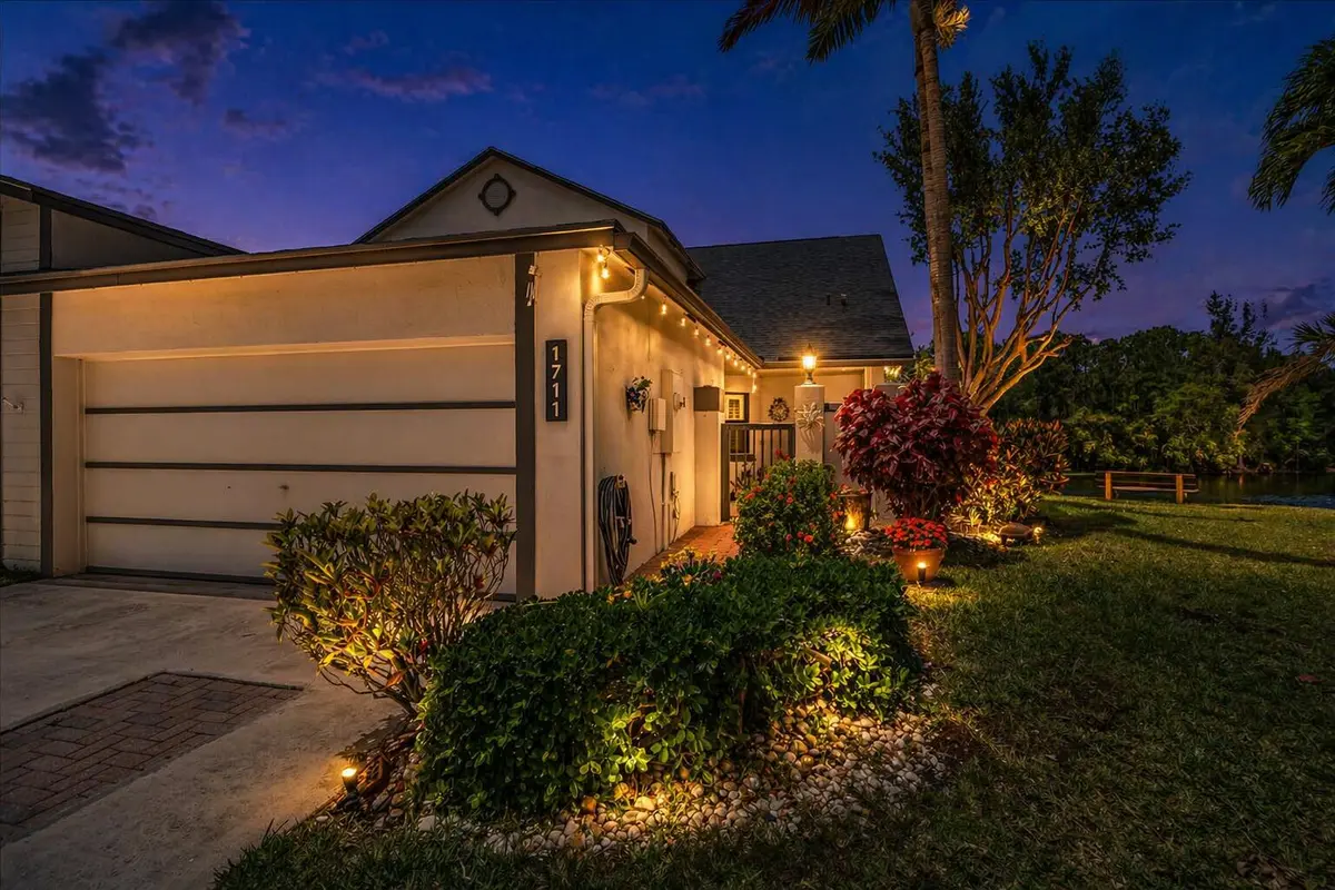 FRONT EXTERIOR at 1711 Landings Boulevard, Greenacres