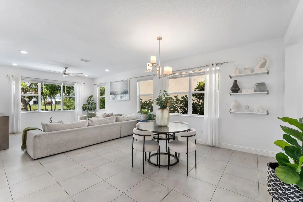 Dining Room at 1131 Veleiros Boulevard, Deerfield Beach