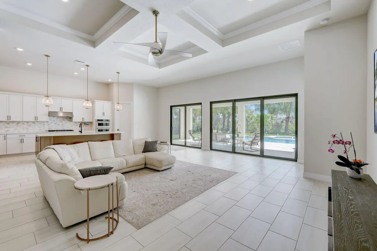 Balsamo Dr-007 at 9234 Balsamo Drive, Palm Beach Gardens