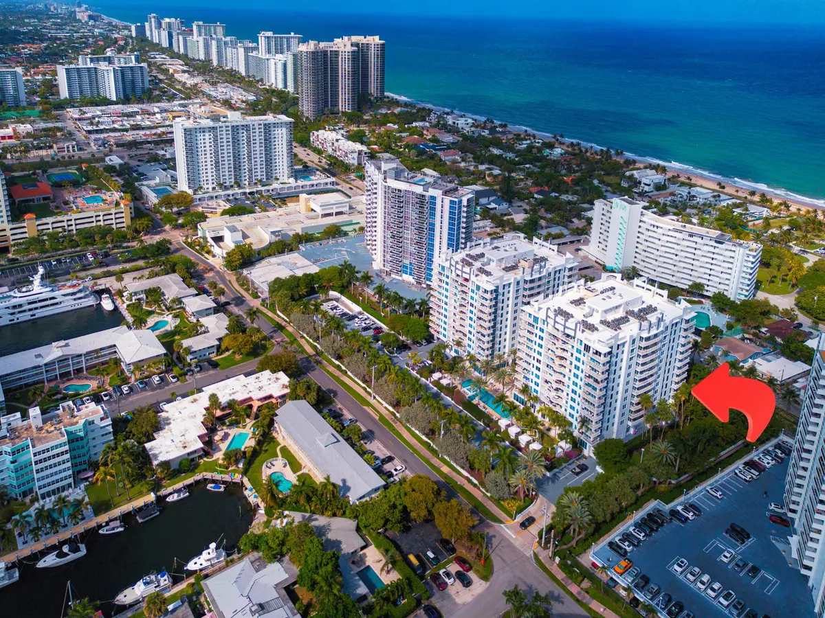 across the street from the beach at 2821 N Ocean Boulevard 405s, Fort Lauderdale