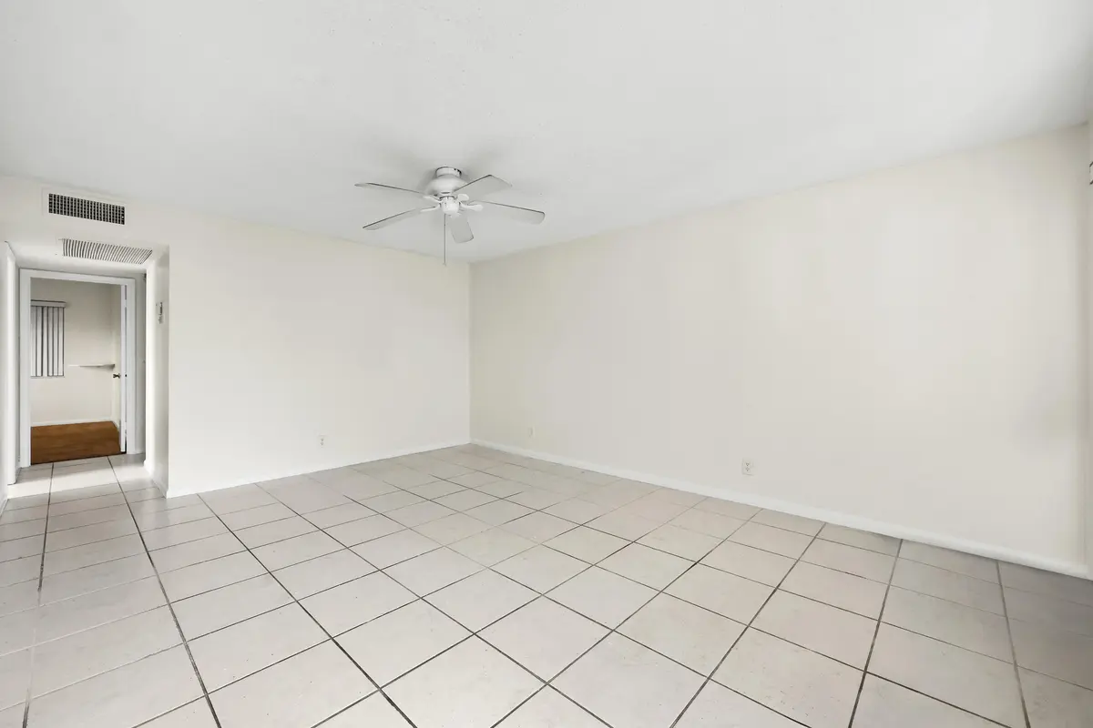 4_453a7389 at 392 Markham R, Deerfield Beach
