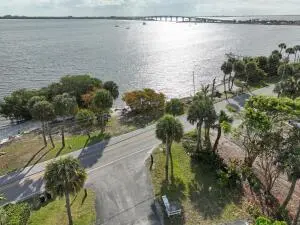 4220 NE Indian River Dr. Drive #2, Jensen Beach, FL – photo 3