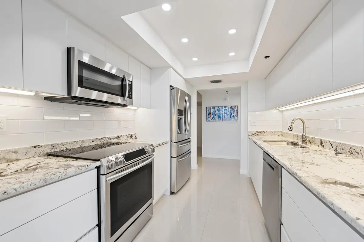 Kitchen at 123 Lakeshore Drive 445, North Palm Beach