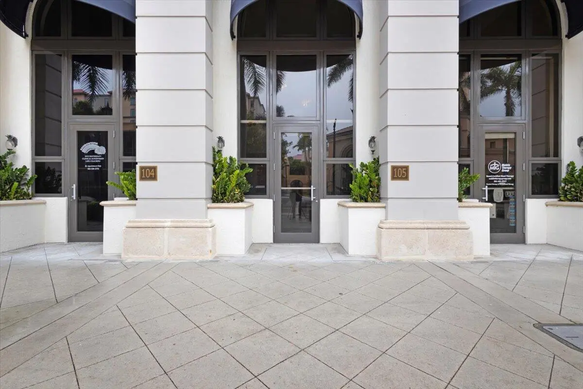 13-GG3A2376 at 801 S Olive Avenue 105, West Palm Beach