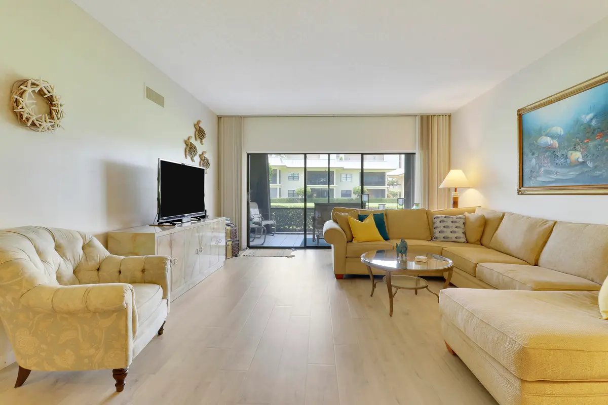 Living at 275 S Beach Road 102B, Tequesta