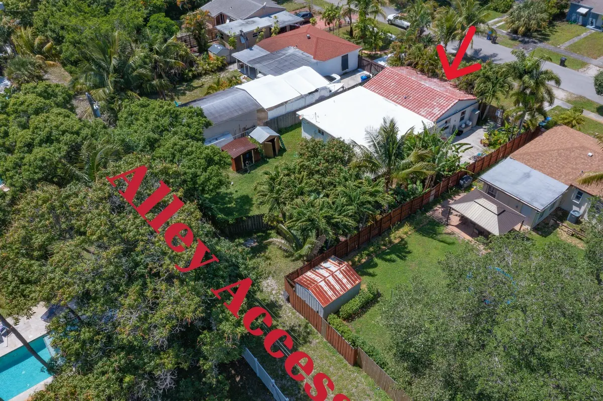 DJI_0547 at 820 SW 18th Court, Fort Lauderdale