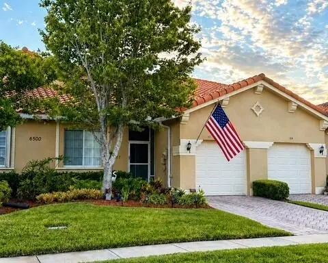 Welcome to 6500 Oxford Cr #103 at 6500 Oxford Circle 103, Vero Beach