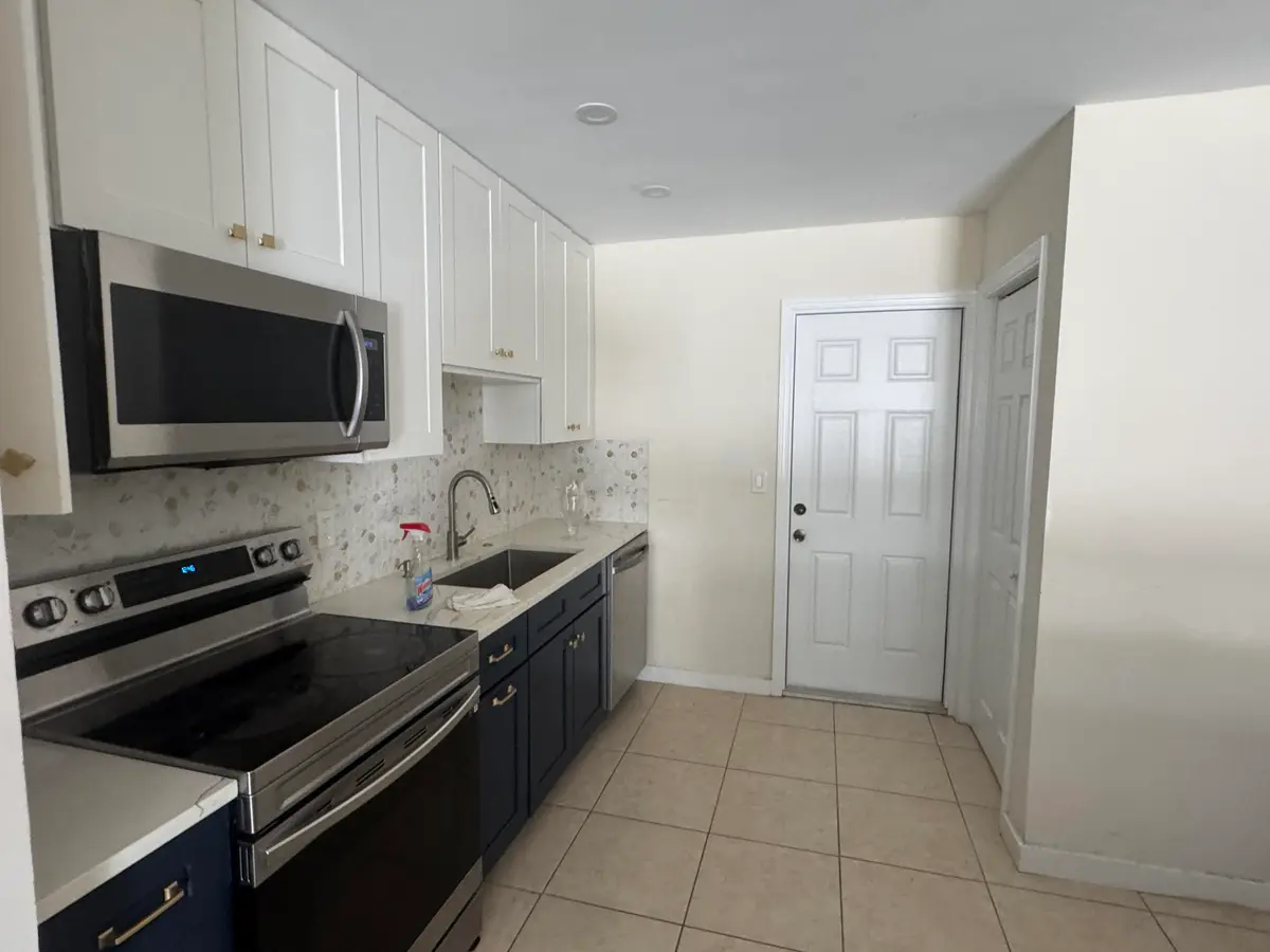 IMG_5711 at 1869 Windsor Drive 1869, North Palm Beach