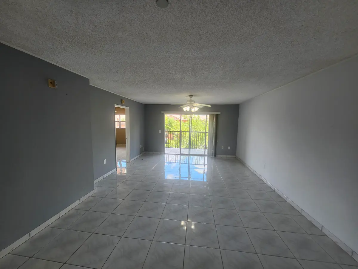 601 SW 142nd Avenue 413 Q, Pembroke Pines, FL – photo 8