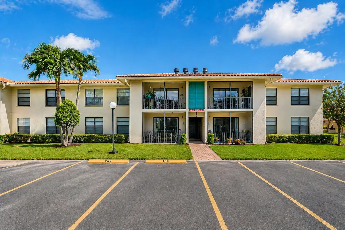 Front of complex at 9960 Pineapple Tree Drive 109, Boynton Beach