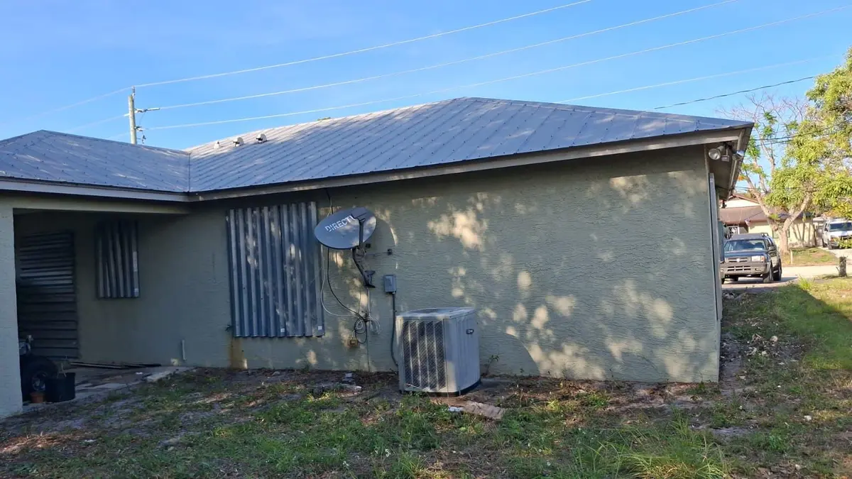 Roro Back at 5060 SE Ebbtide Avenue, Stuart