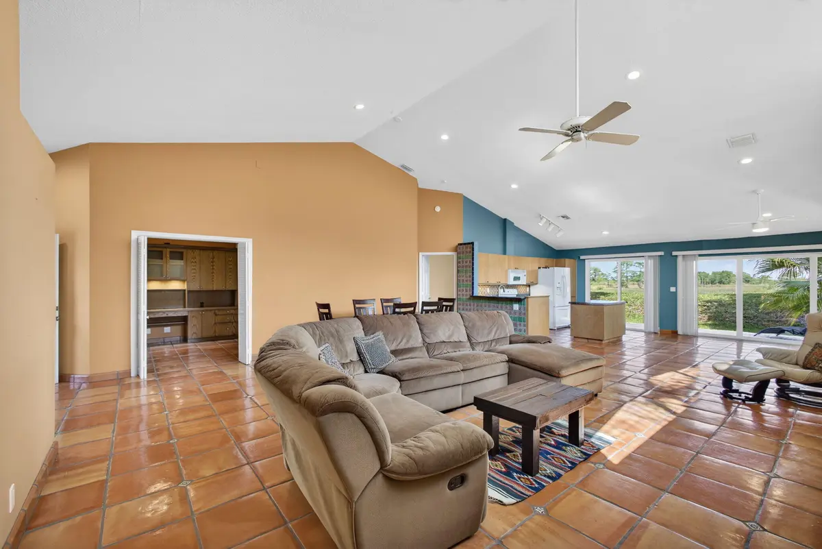 Great Room at 1404 Mahogany Place, Palm Beach Gardens