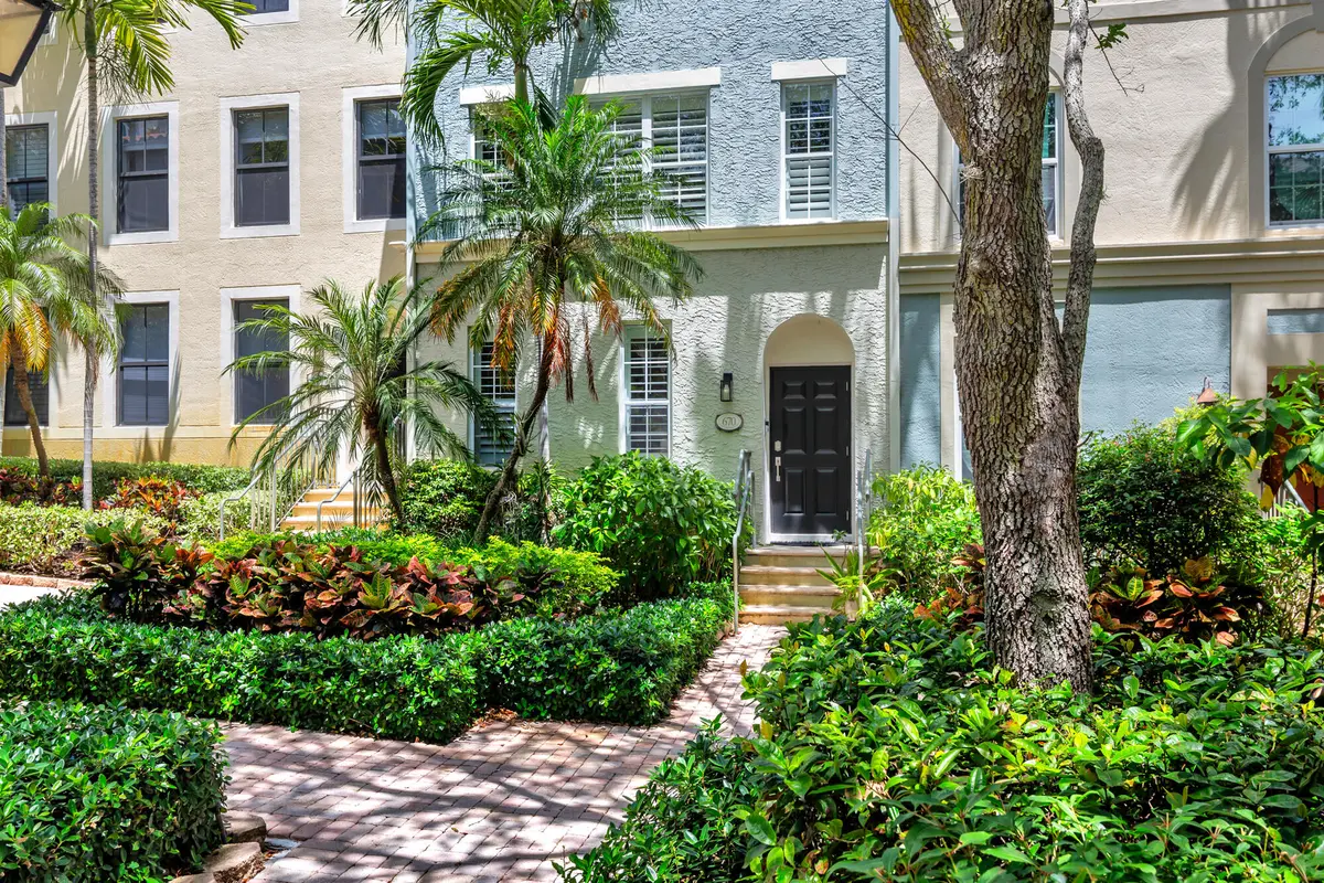 low-2 at 670 Fern Street, West Palm Beach