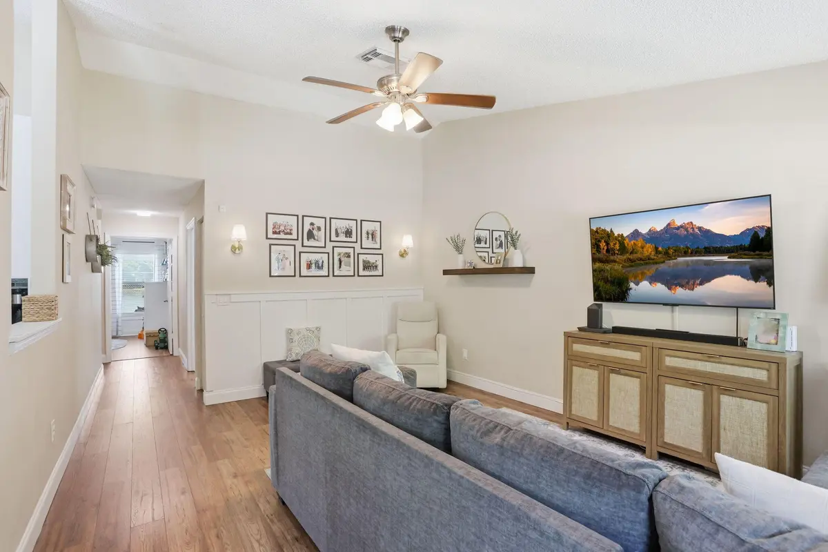 5-web-or-mls-0E2A6401 at 1392 Thornridge Lane, Royal Palm Beach