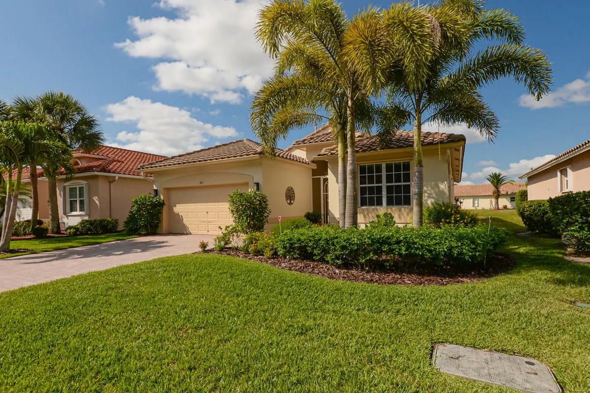 Front at 421 NW Sunview Way, Port St. Lucie