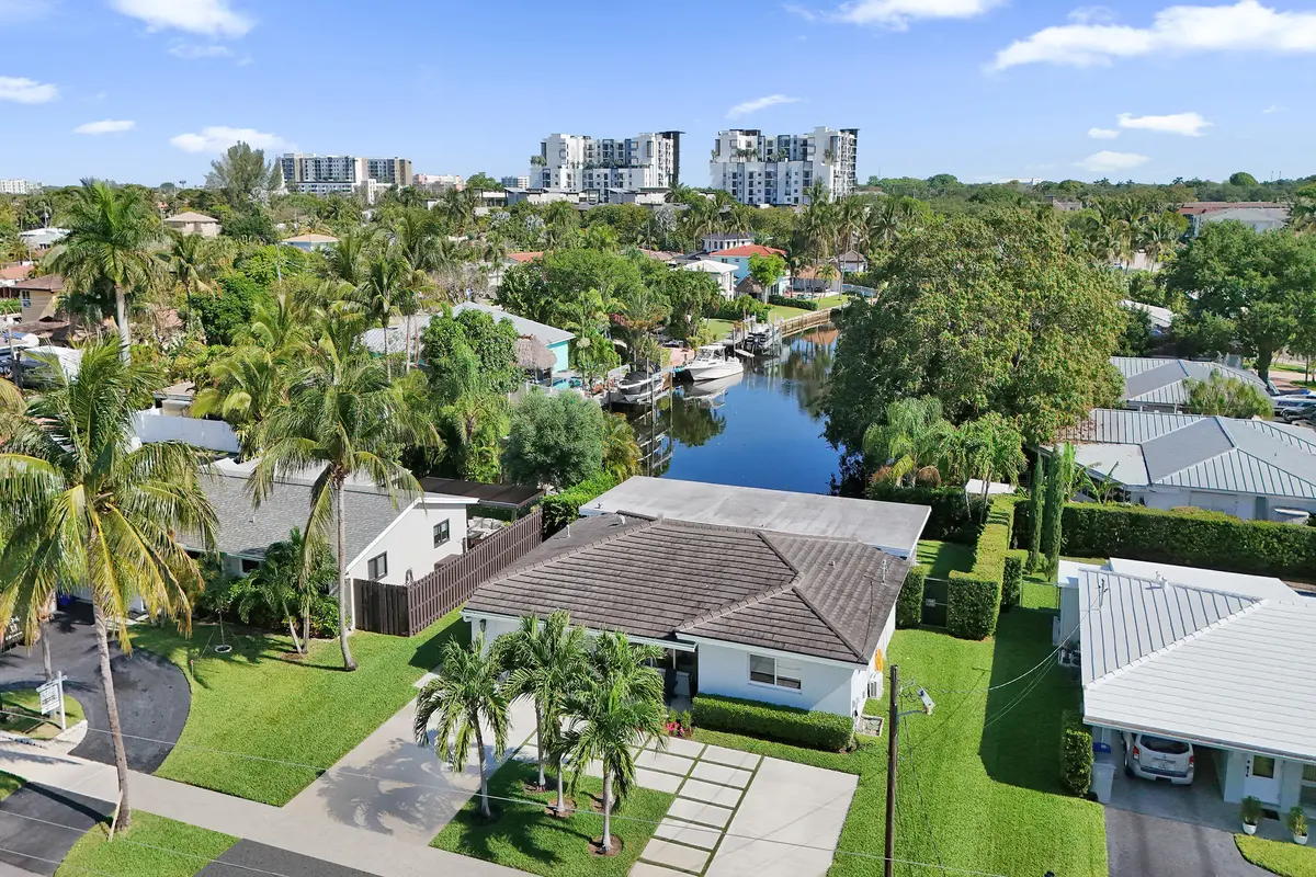 DJI_20260427095154_0361_D at 381 SE 3rd Street, Pompano Beach
