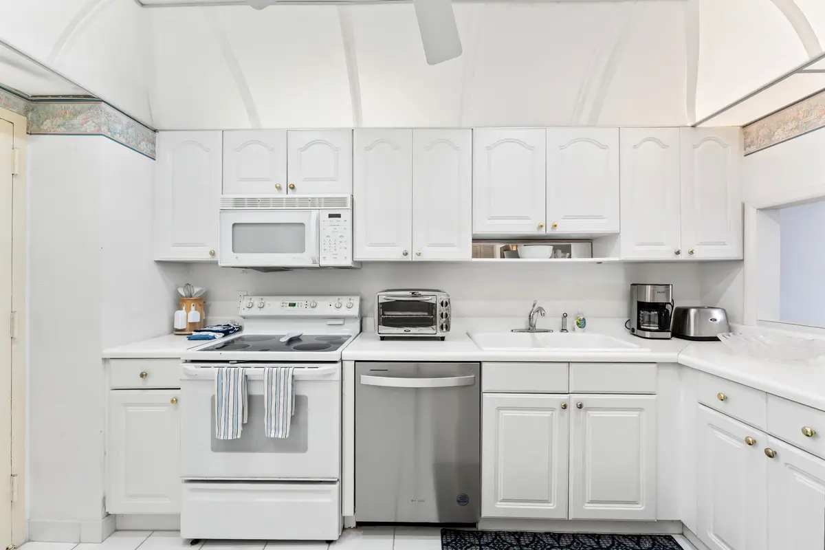 A7R00021 at 3475 S Ocean Boulevard 3110, Palm Beach