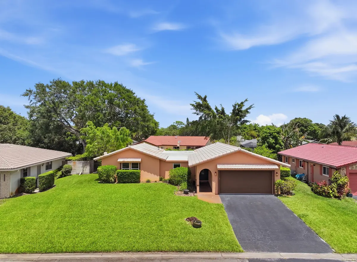 35_dji_20260428134016_0009_d at 8557 Shadow Wood Boulevard, Coral Springs