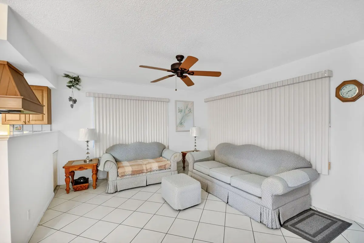 7-web-or-mls-DSC_7004 at 99 Bedford D, West Palm Beach