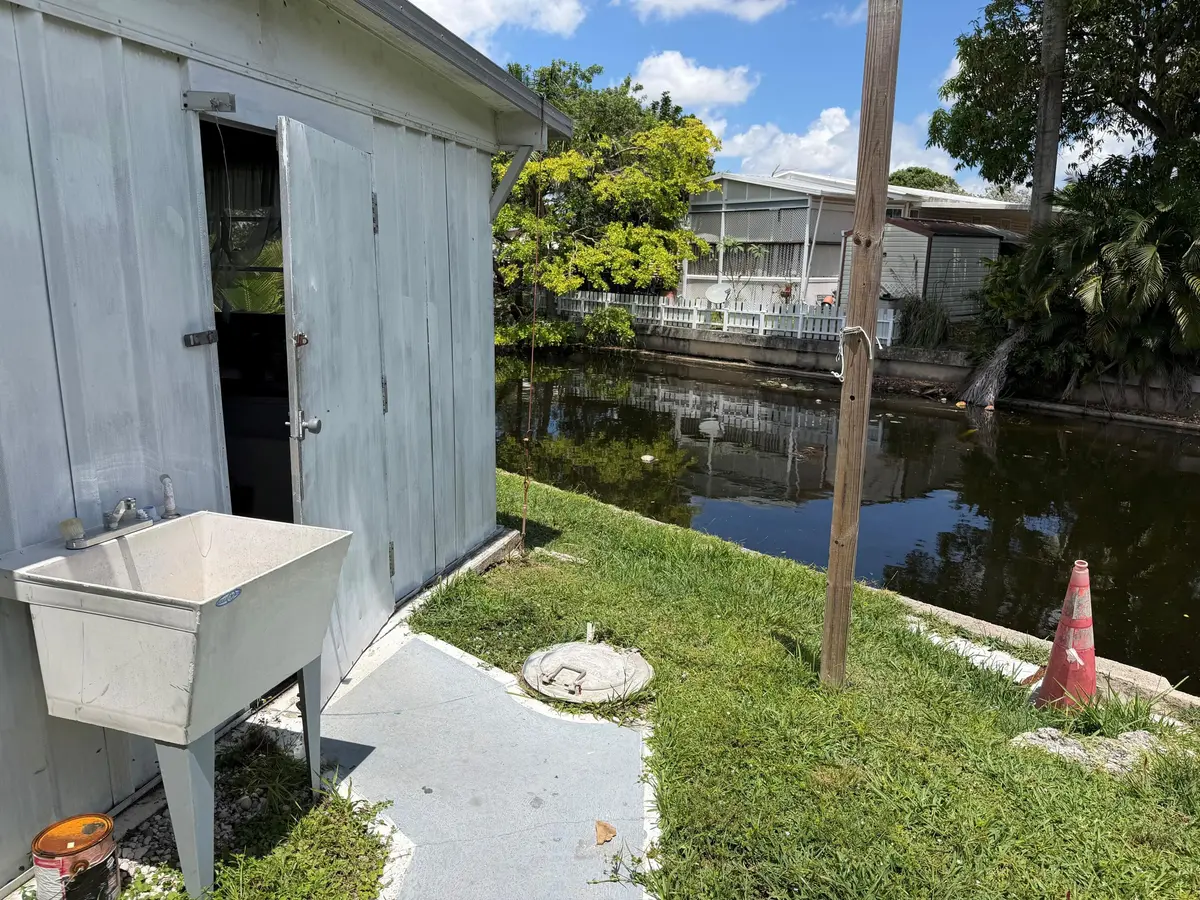 1670 SW 85th Avenue, Davie, FL – photo 4