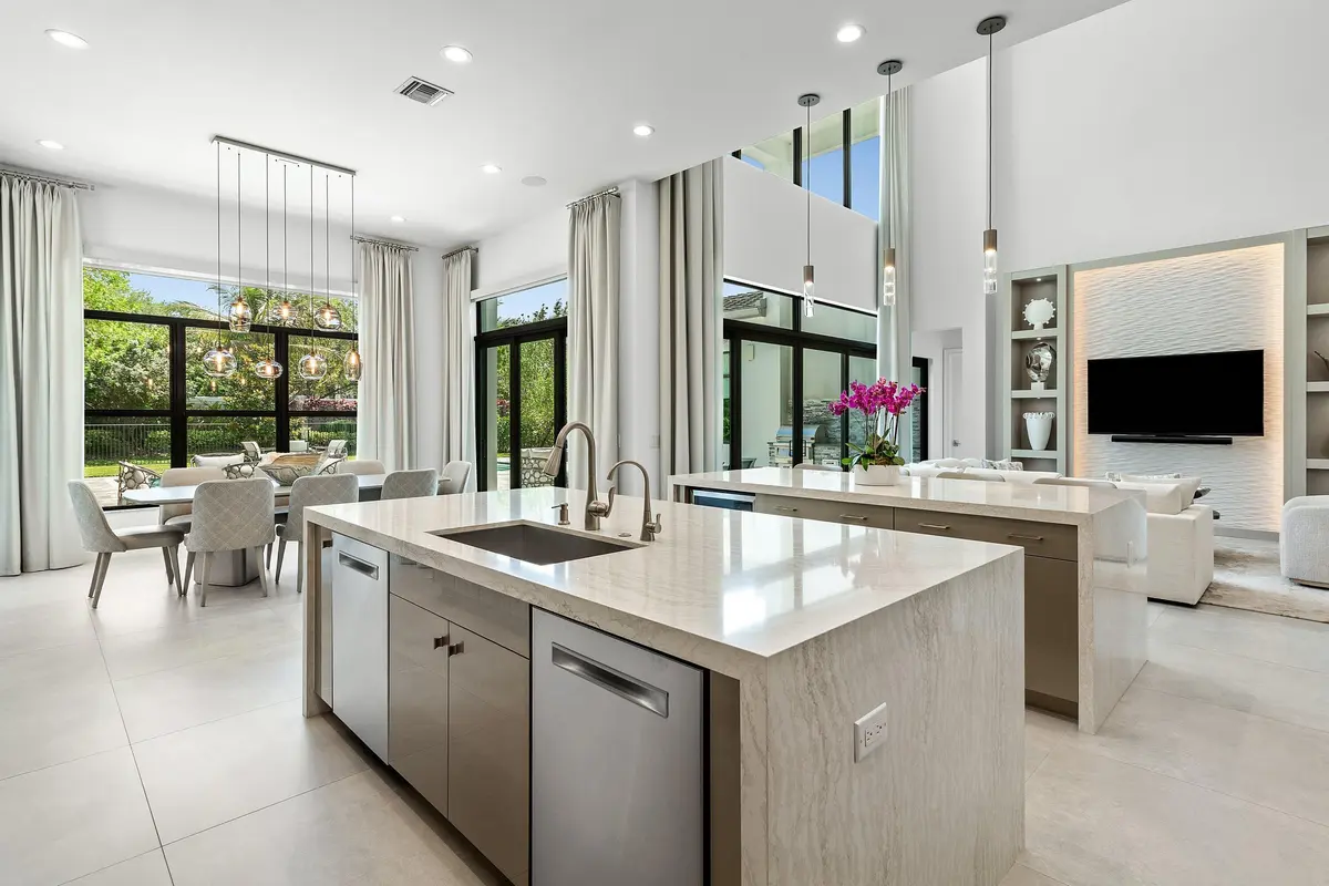 Contemporary Veneto at 17432 Ponte Chiasso Drive, Boca Raton