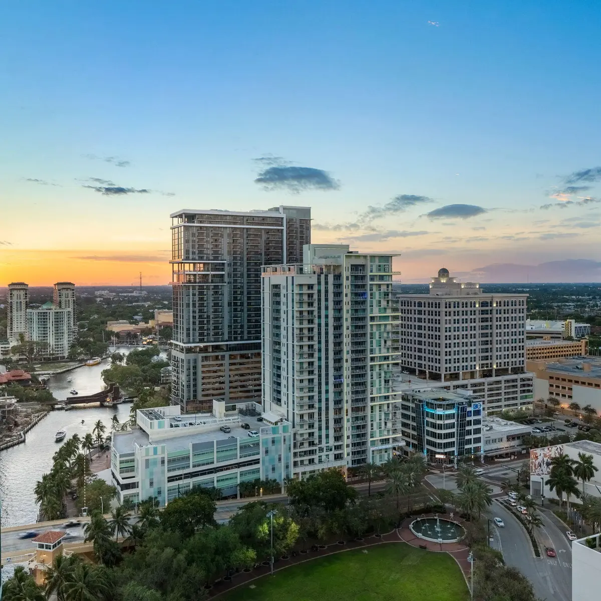1-web-or-mls-31-print-A7400411-HDR at 333 Las Olas Way 2904, Fort Lauderdale