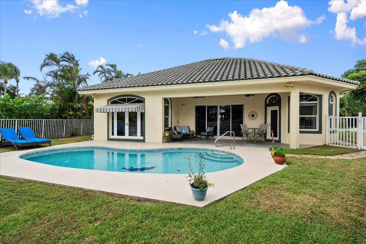 Backyard at 72 Waterway Road, Jupiter