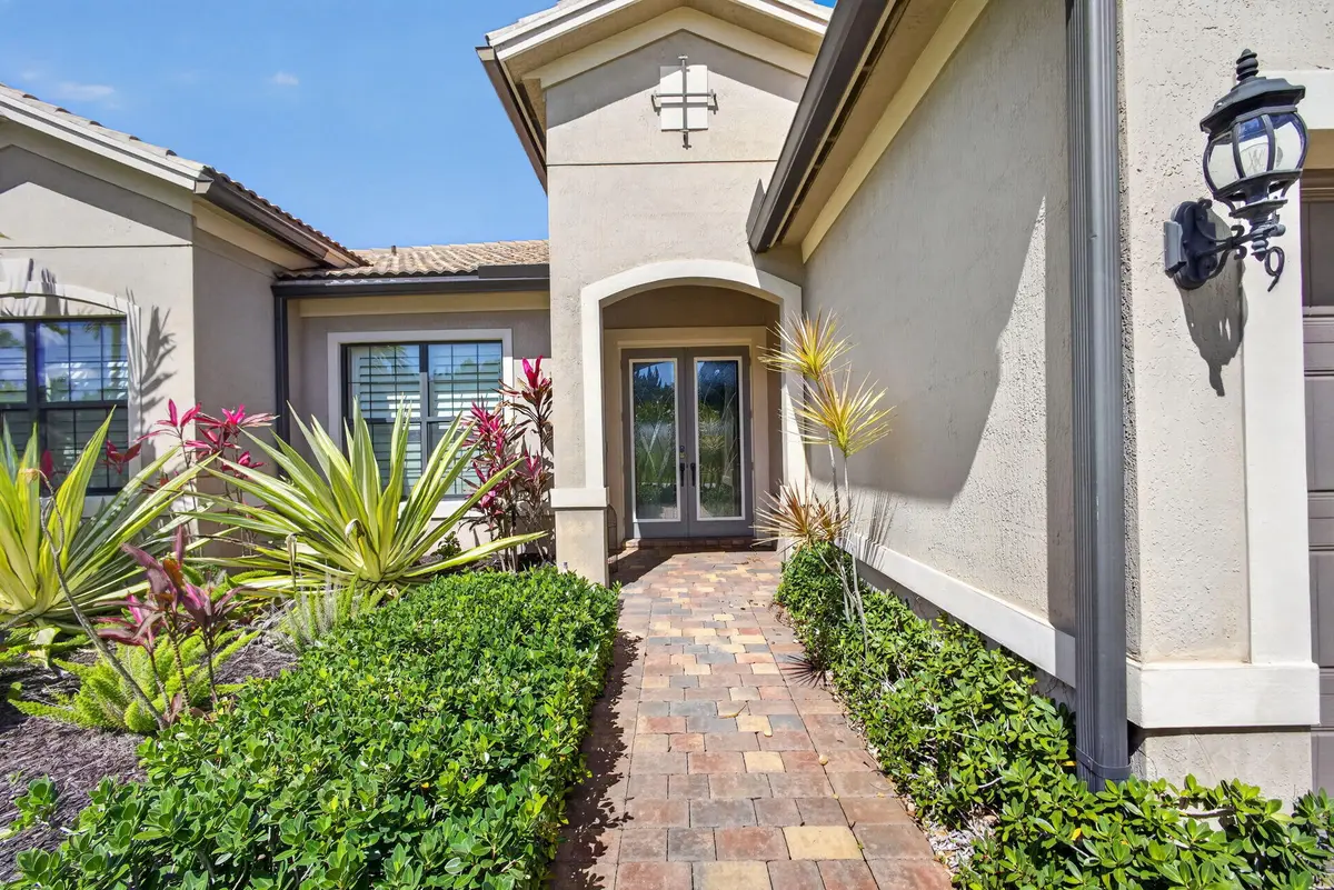 5-web-or-mls-5D1A7805 at 249 Sonoma Isles Circle, Jupiter