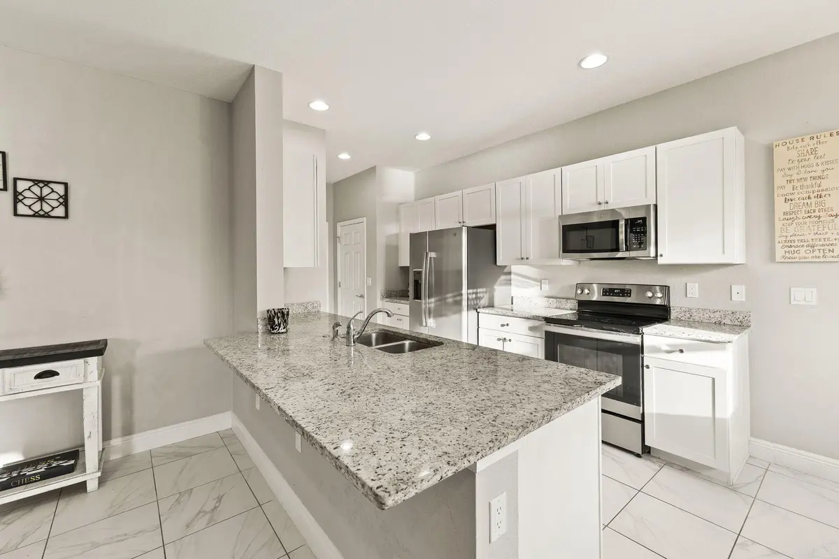 1962 NW Cataluna Circle, Port St. Lucie, FL – photo 6