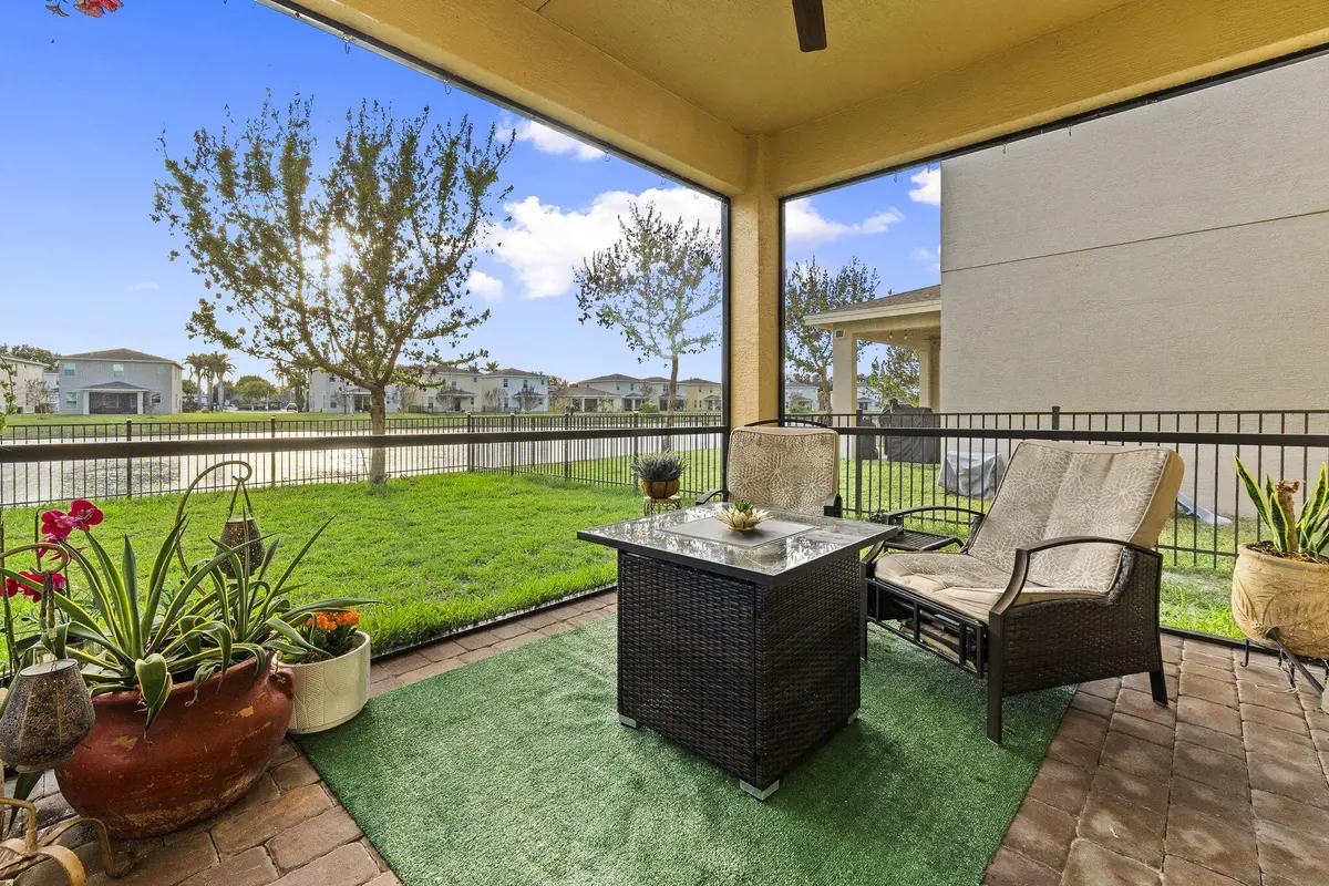 1962 NW Cataluna Circle, Port St. Lucie, FL – photo 7