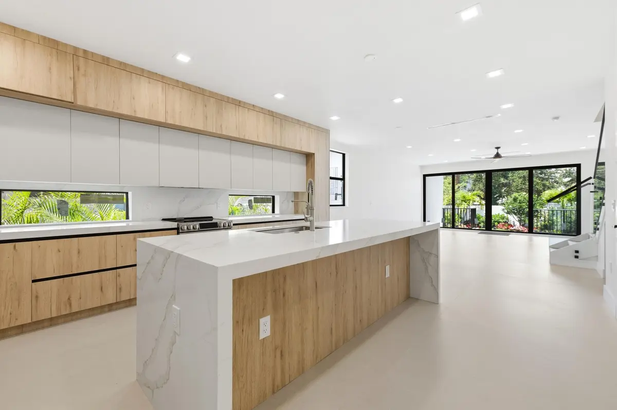 819 SW 1st Street, Fort Lauderdale, FL – photo 7