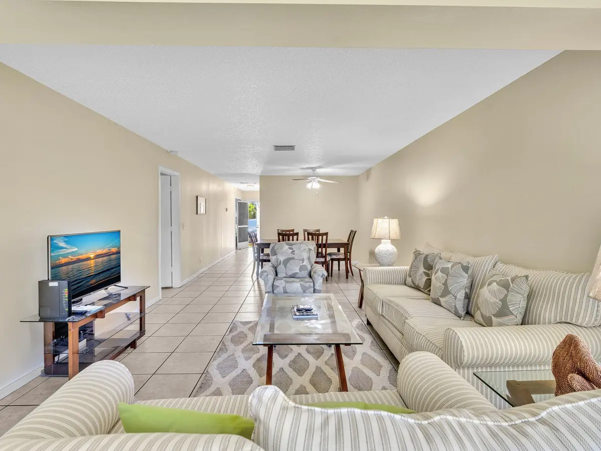 Open Floor Plan at 1610 NW 18th Avenue 96d, Delray Beach