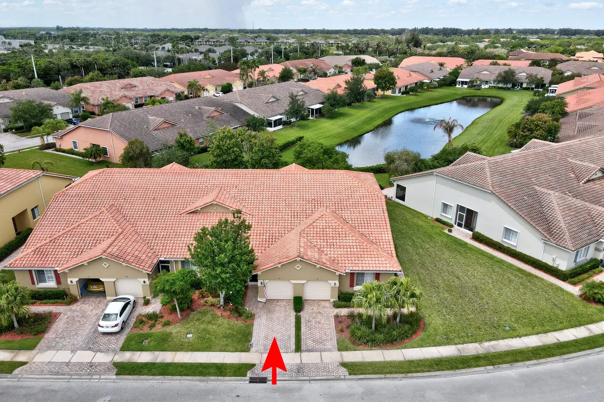 A View from Above! at 6500 Oxford Circle 103, Vero Beach