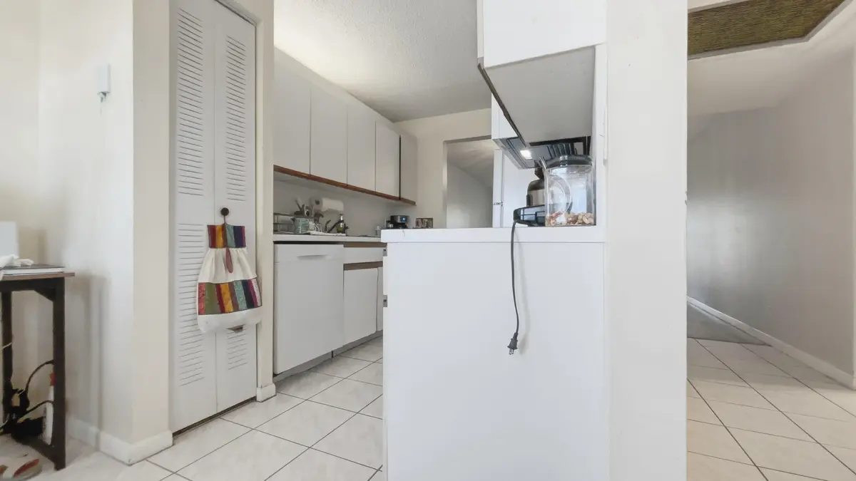 Proofe (2 of 9) at 1200 SW 124th Terrace 208o, Pembroke Pines