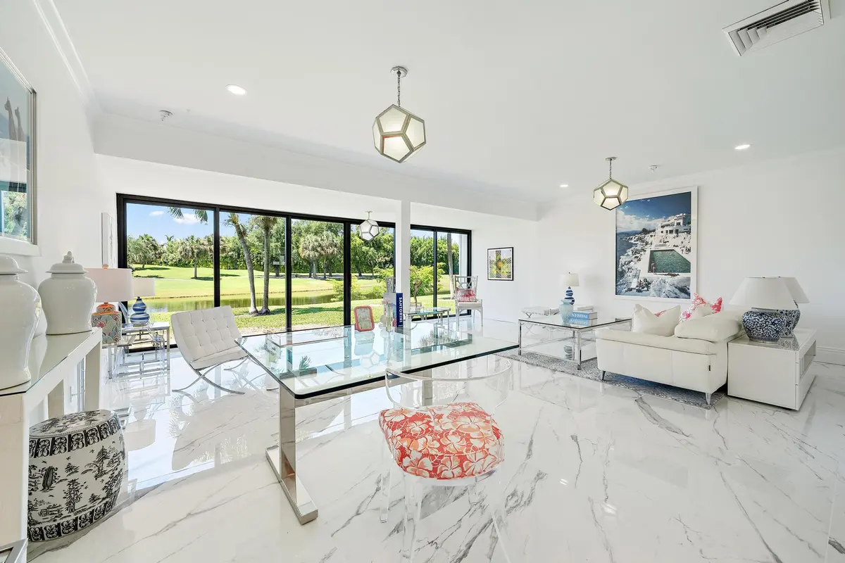 LIVING ROOM at 2435 Presidential Way H, West Palm Beach
