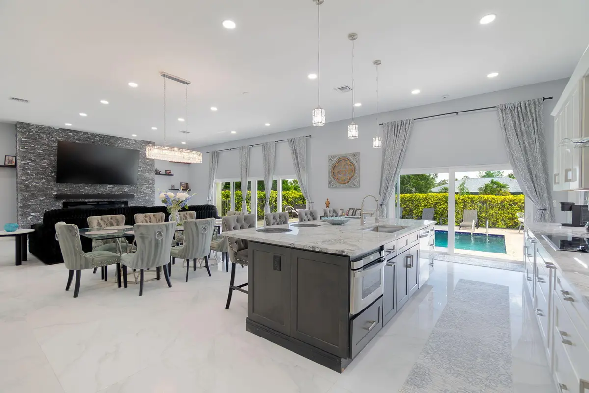 Great room at 13621 Barberry Drive, Wellington