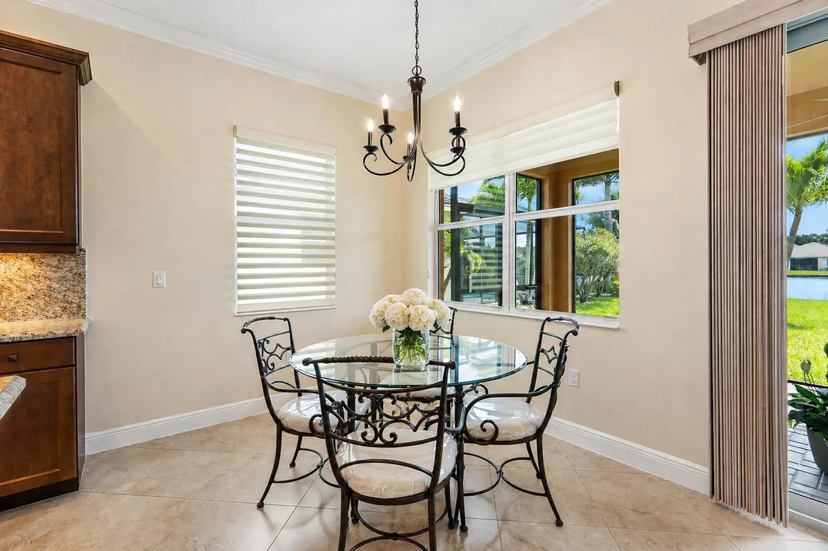 Kitchen Nook at 3028 Strada Court, Royal Palm Beach