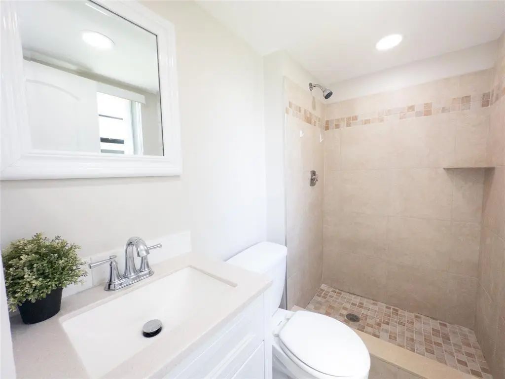 Photo 8 at 3256 NW 104th Avenue 115c, Coral Springs