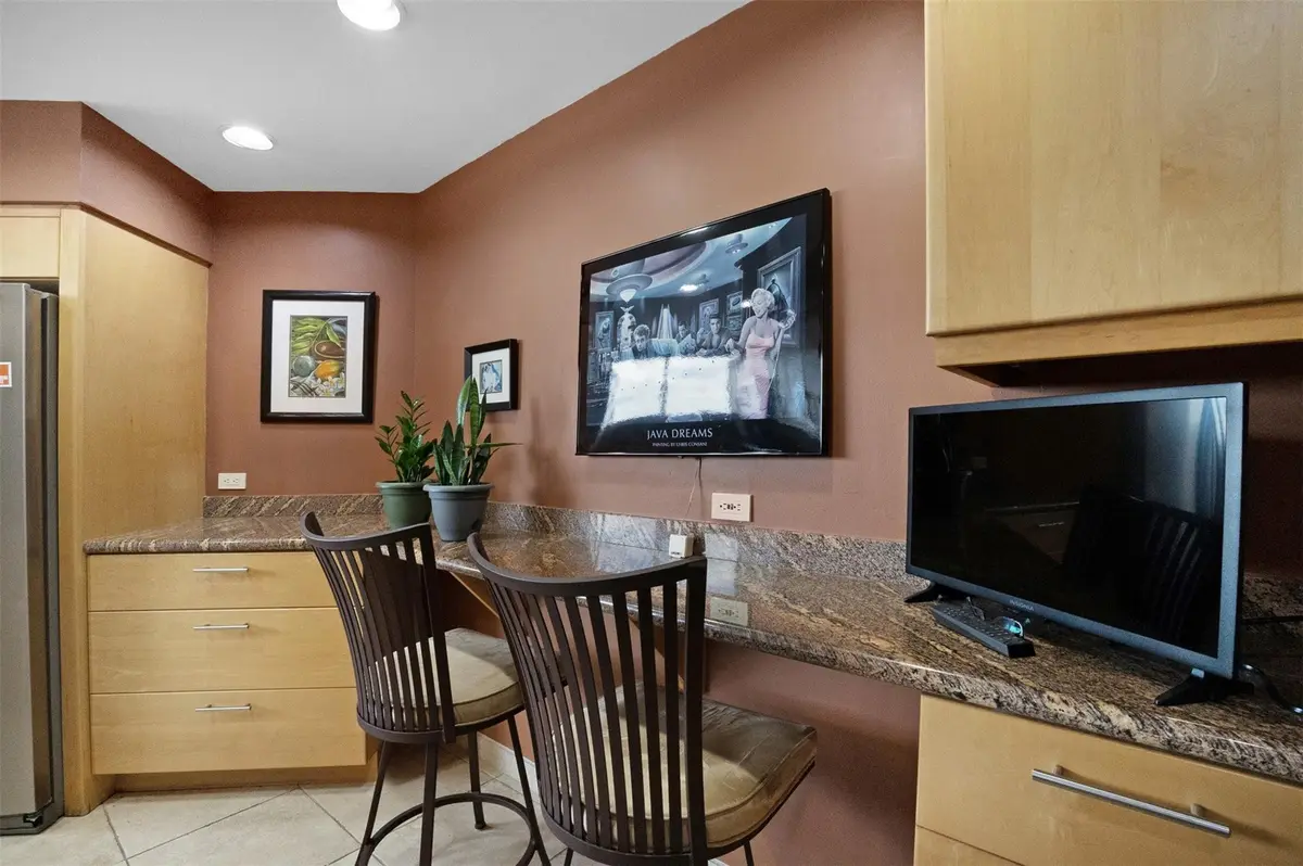 Photo 8 at 333 Sunset Drive 503, Fort Lauderdale
