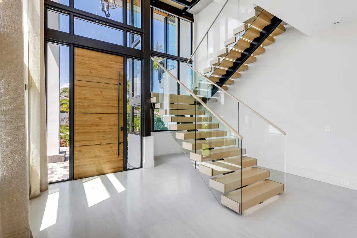 FOYER_ANGLE_EB at 310 NE 2nd Street, Boca Raton