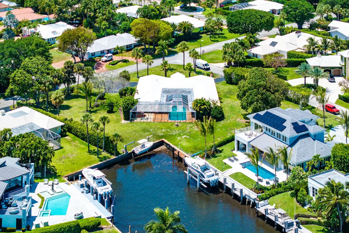 920 Emerald Row (55) at 920 Emerald Row, Gulf Stream