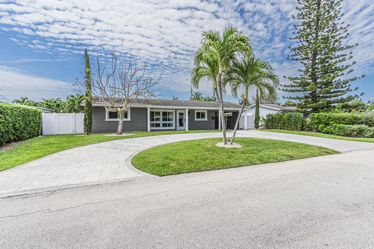 2770-38 at 2770 NE 53rd Street, Lighthouse Point