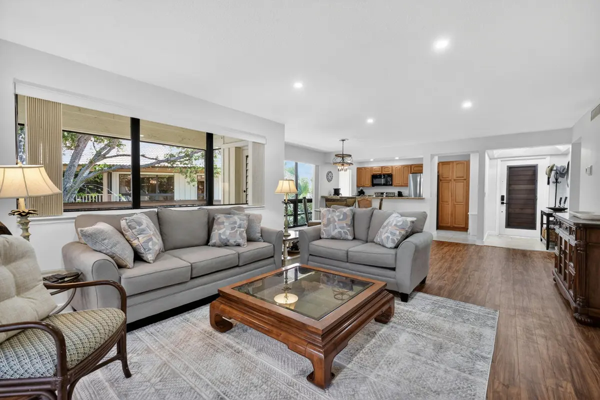 33-web-or-mls-_MLP7392 at 368 Brackenwood Circle, Palm Beach Gardens