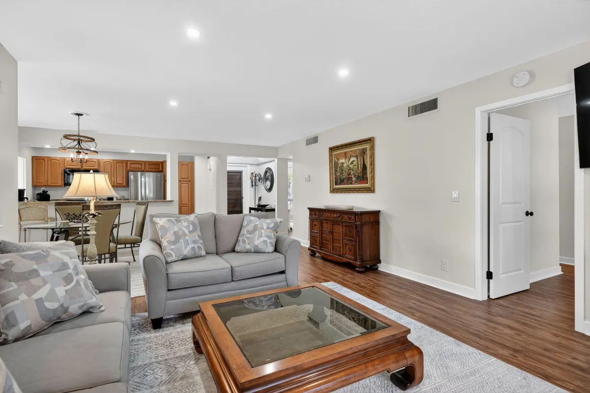 35-web-or-mls-_MLP7402 at 368 Brackenwood Circle, Palm Beach Gardens