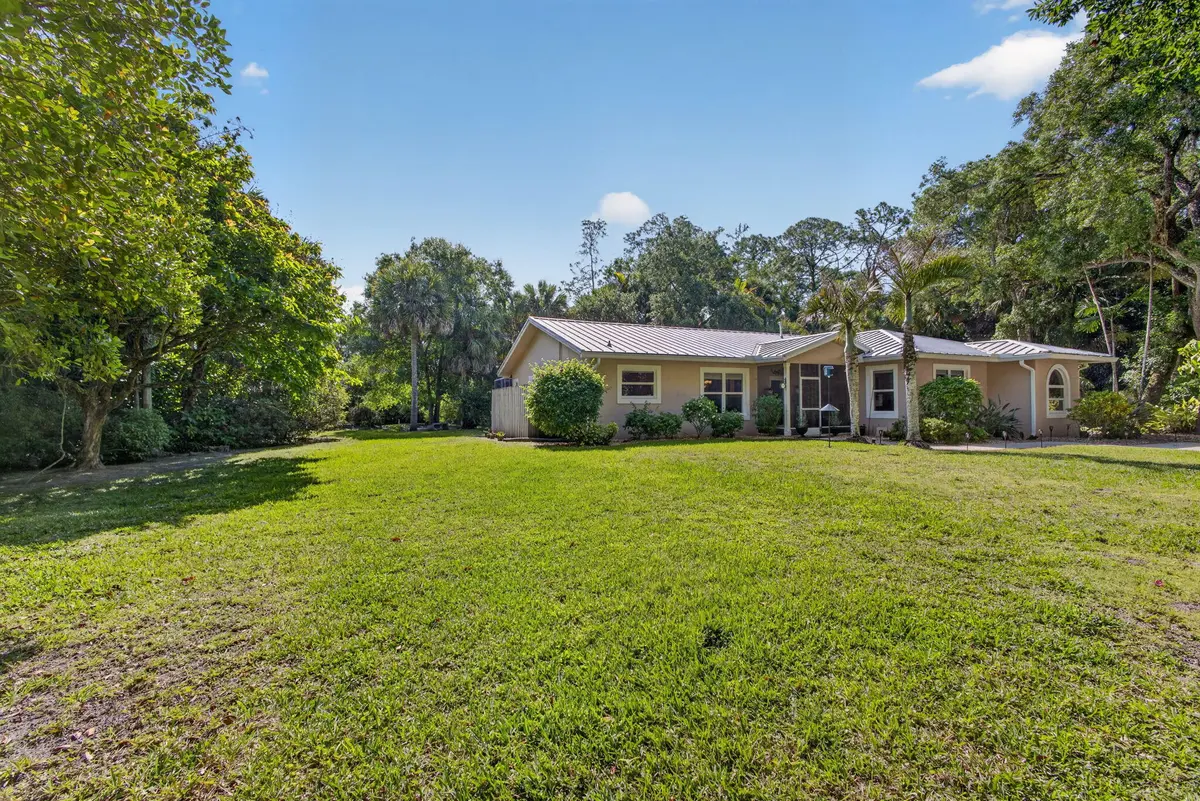 Front Side View at 15678 95th Avenue, Jupiter