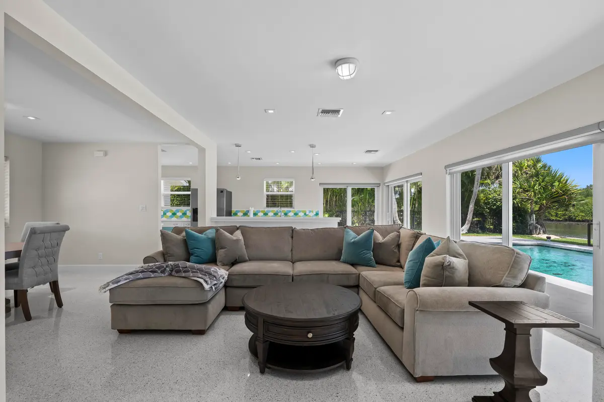 11-LUX_8661 at 2259 Ibis Isle Road, Palm Beach