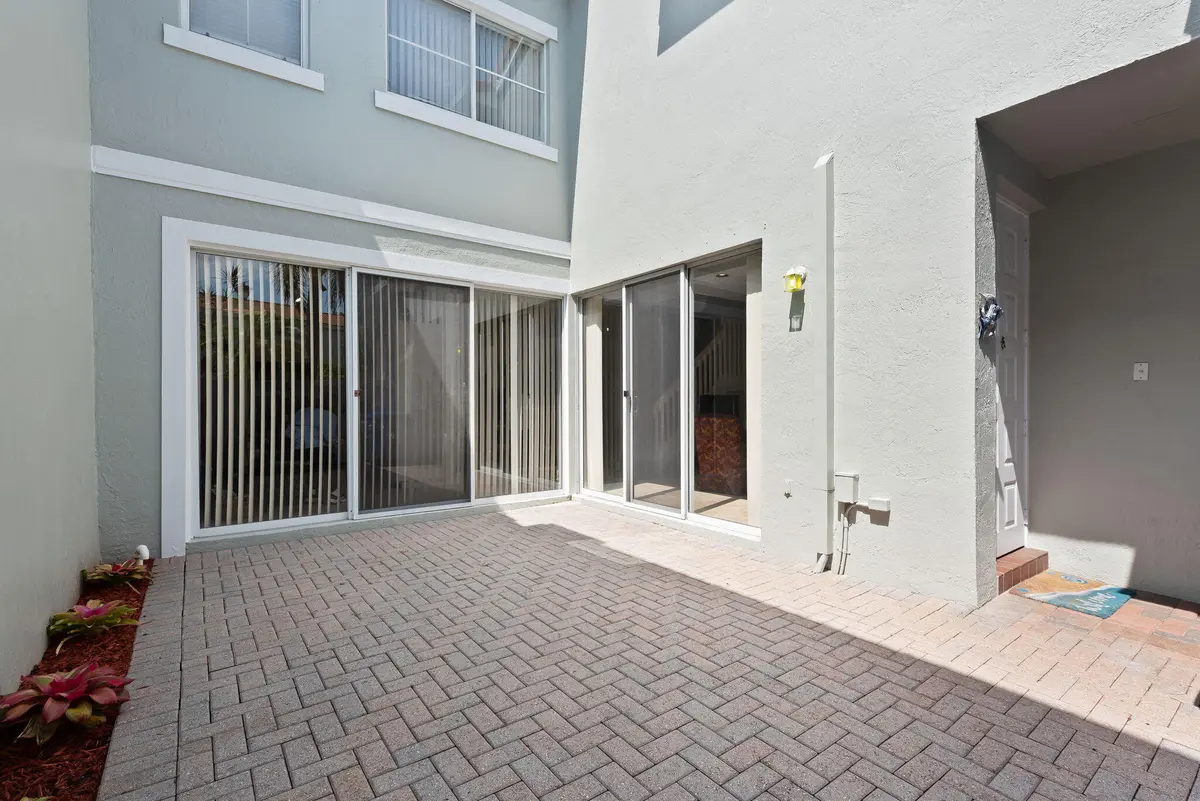 931 a at 931 Lemonwood Court, Hollywood