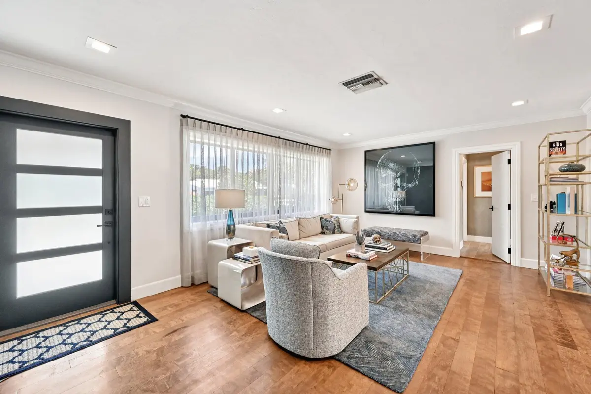 4-web-or-mls-30th St-L3004-004 at 240 30th Street, West Palm Beach