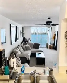lake from kit at 118 Lake Emerald Drive 403, Oakland Park
