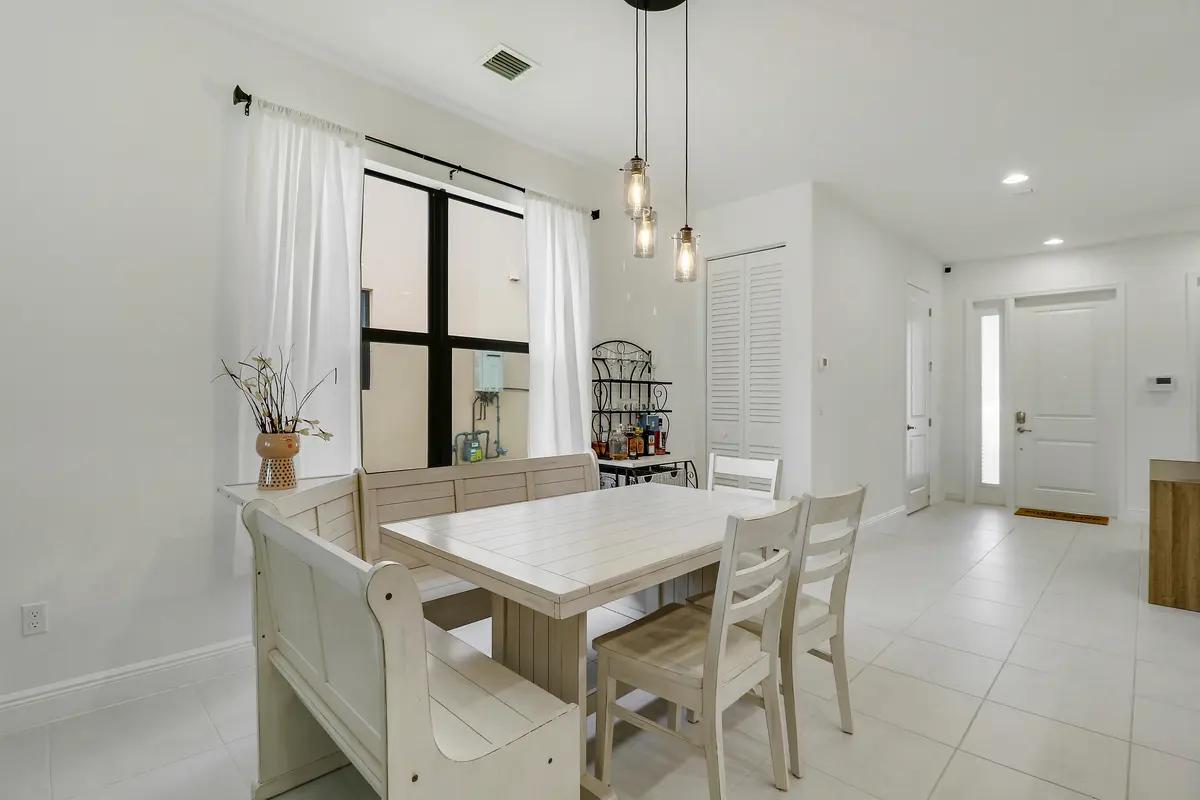 Dining Area at 4919 Coquina Place, Westlake